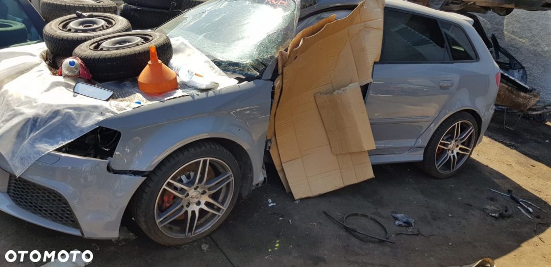 Karoseria goła uszkodzona dokumenty Audi RS3 2.5 - 1