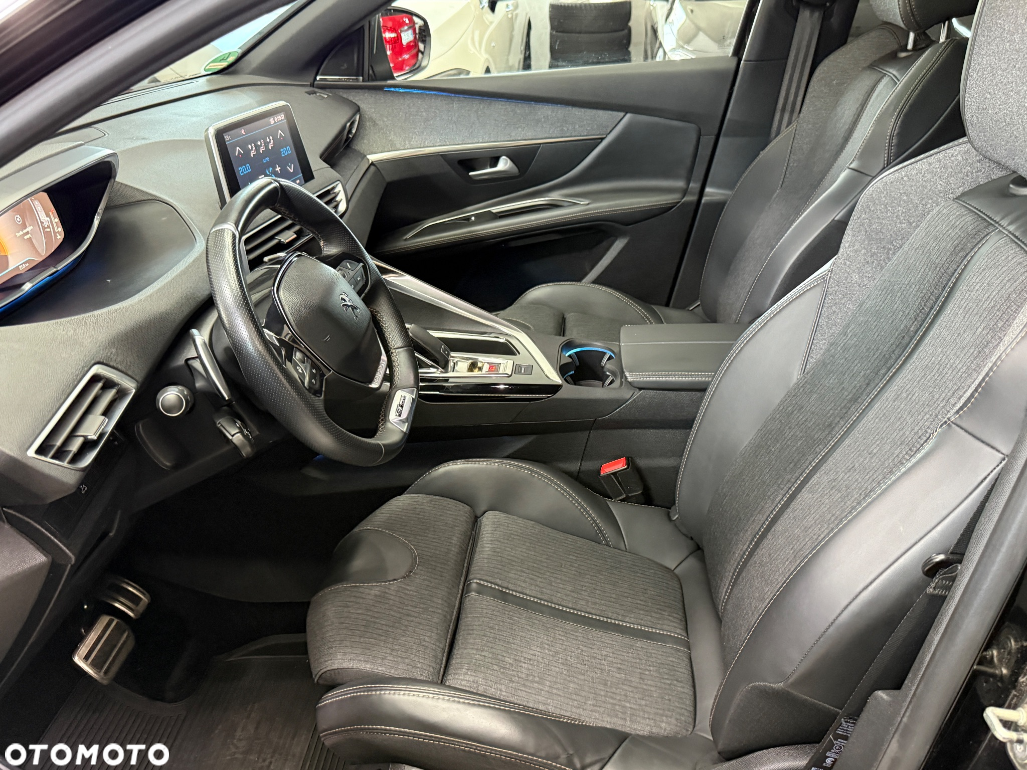 Peugeot 3008 THP 165 EAT6 Stop & Start Allure - 20
