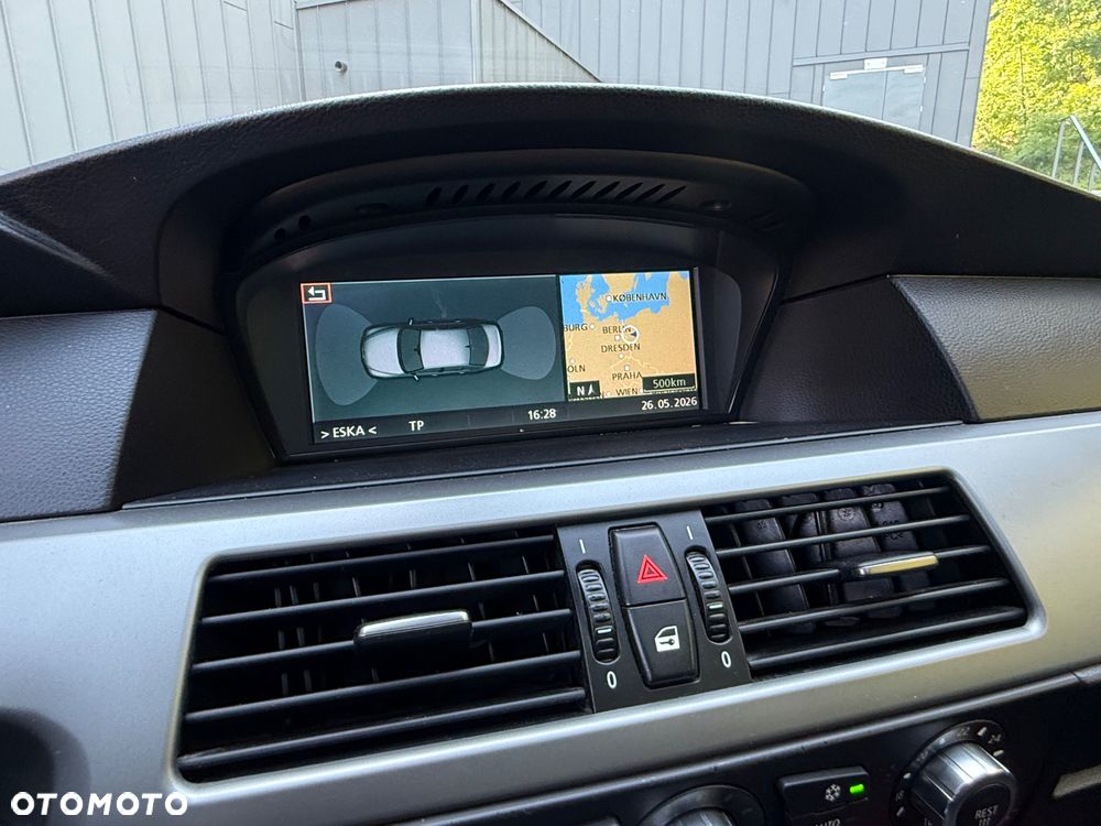 BMW Seria 5 - 32