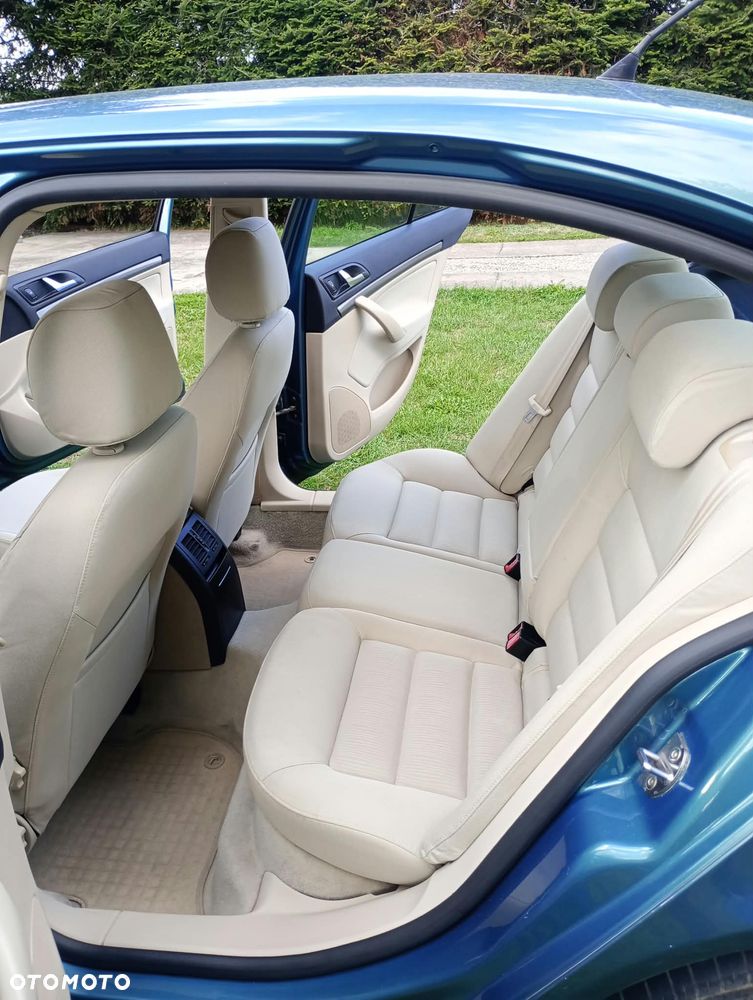 Skoda Octavia 2.0 TDI Elegance - 11