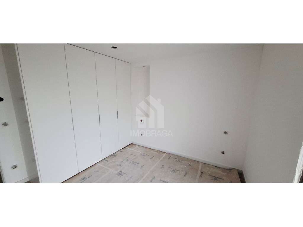 Venda Apartamento T1Cobertura com Terraço Novo, em Real, Braga - Grande imagem: 5/24