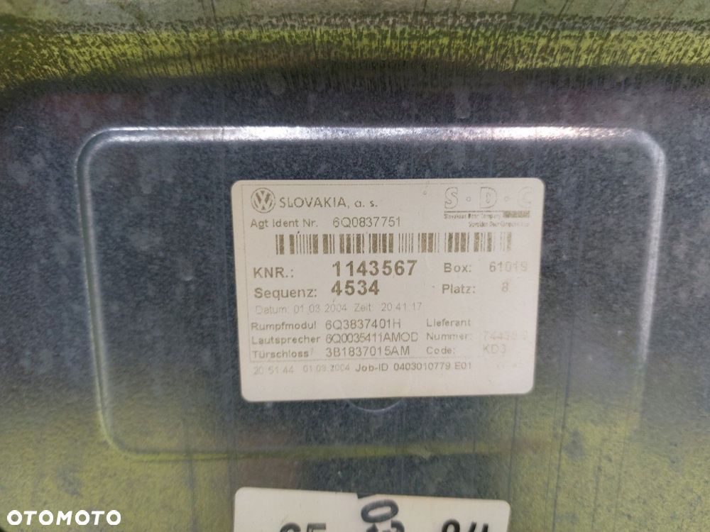 Drzwi lewe VW POLO IV 2001-2008 3 DRZWI LA7W Srebrny 6Q0837751 - 8