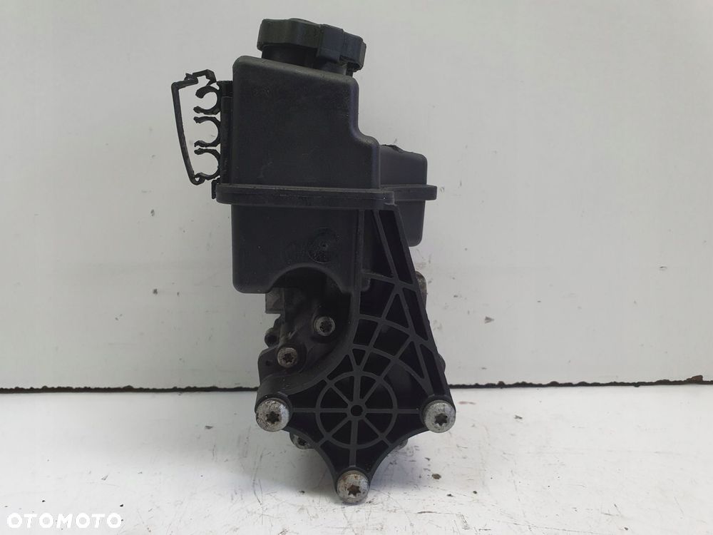 Mercedes Sprinter 906 2.2 CDI POMPA WSPOMAGANIA A0064667801 - 10