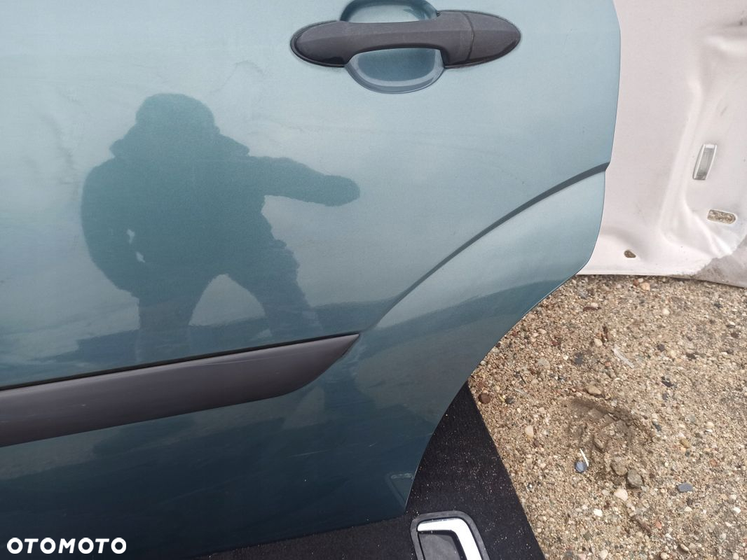 Drzwi lewy tył kompletne FORD FOCUS MK1 KOMBI kolor X1 - 8