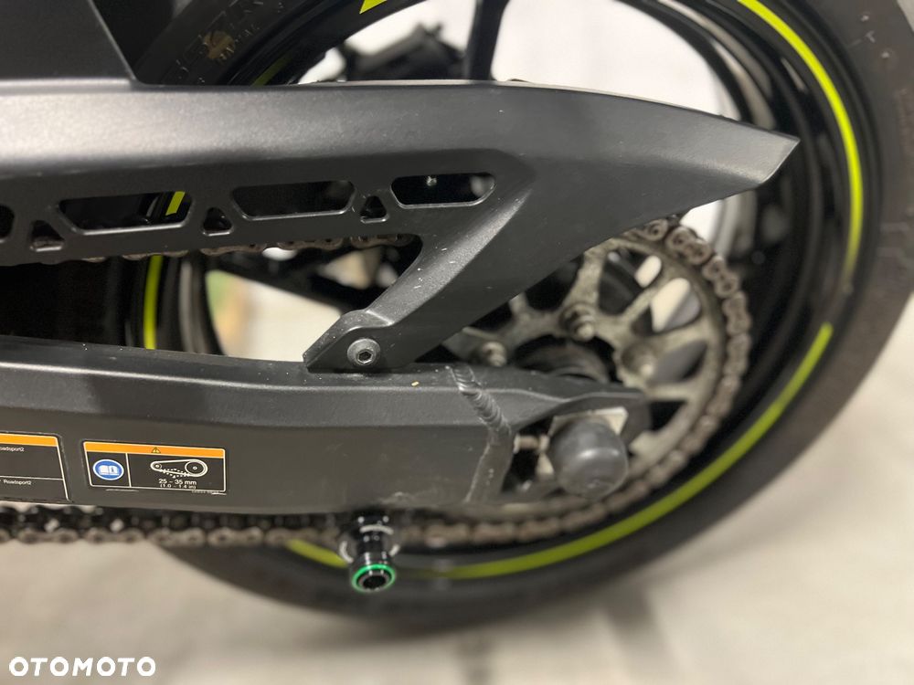 Kawasaki Z 900 - 23