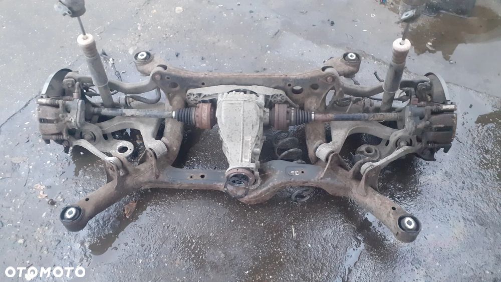 Most tył wał Audi A5 3.0 tdi manual - 1