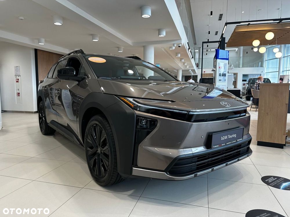 Toyota bZ4X - 1