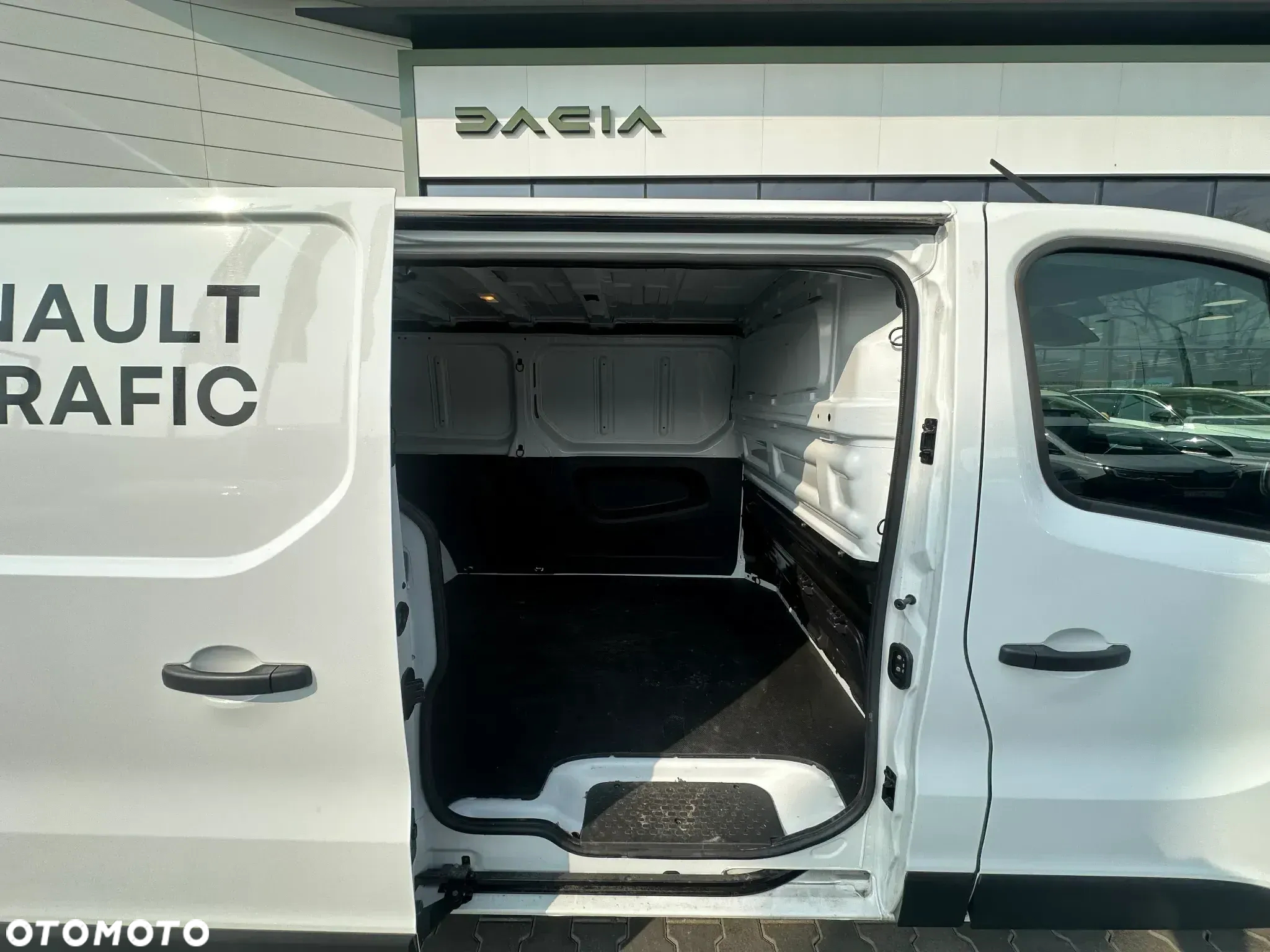 Renault Trafic - 9