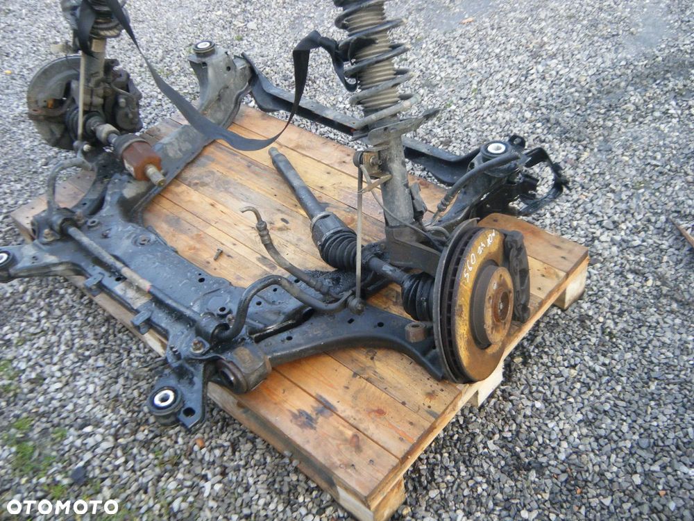 ZWROTNICA AMORTYZATOR WAHACZ PRAWY PRZÓD VOLVO S60 II 10r 2,4 D5 - 3