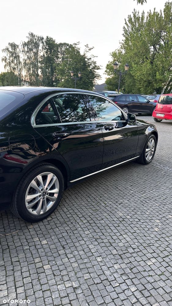 Mercedes-Benz Klasa C 180 Business Edition 9G-TRONIC - 4