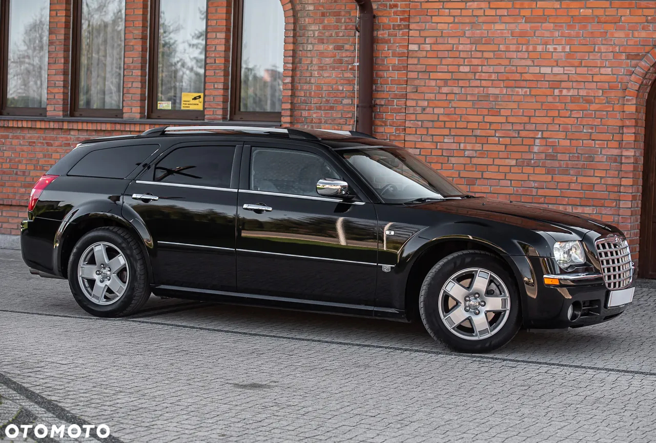 Chrysler 300C 5.7 V8 Hemi AWD - 4