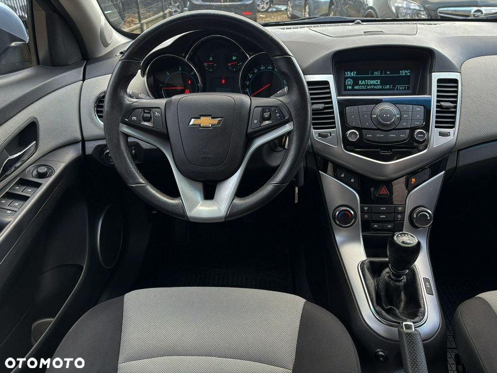 Chevrolet Cruze 2.0 D LT+ - 26