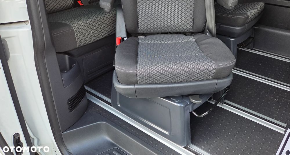 Volkswagen California - 27