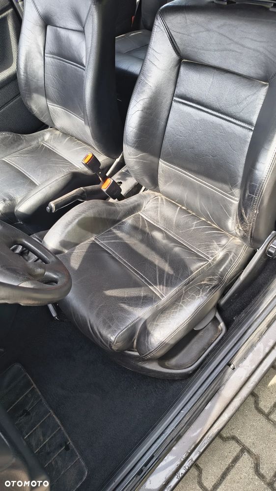 Volkswagen Golf - 9
