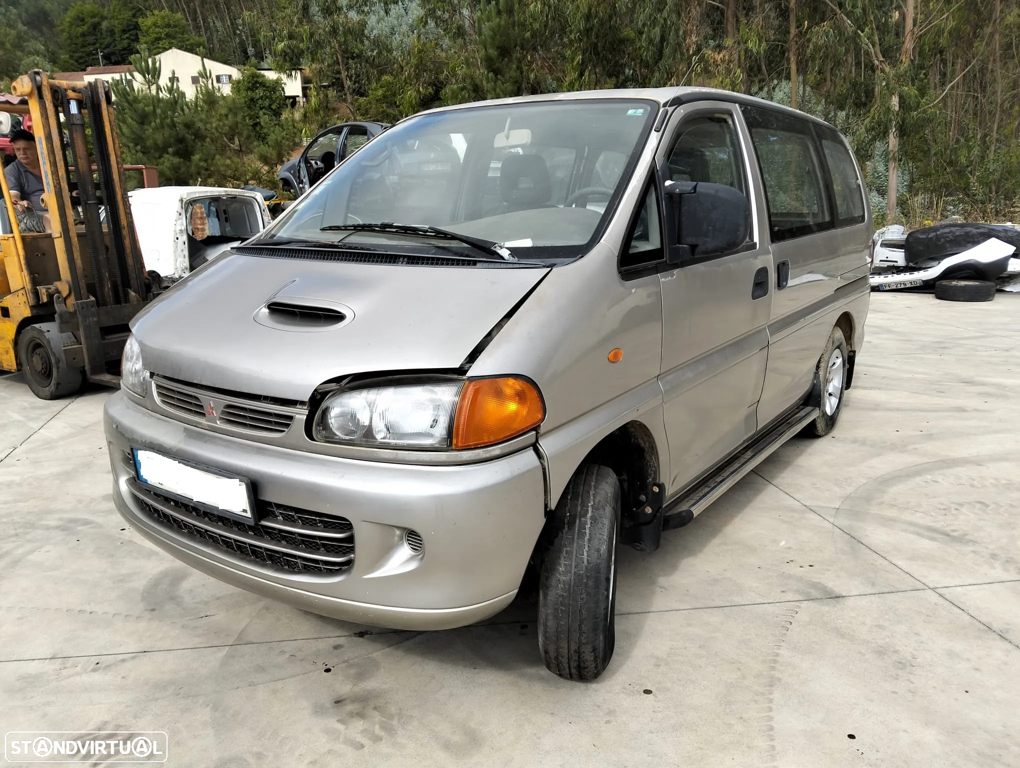 MITSUBISHI L400 ano1996 2.5 td - 5