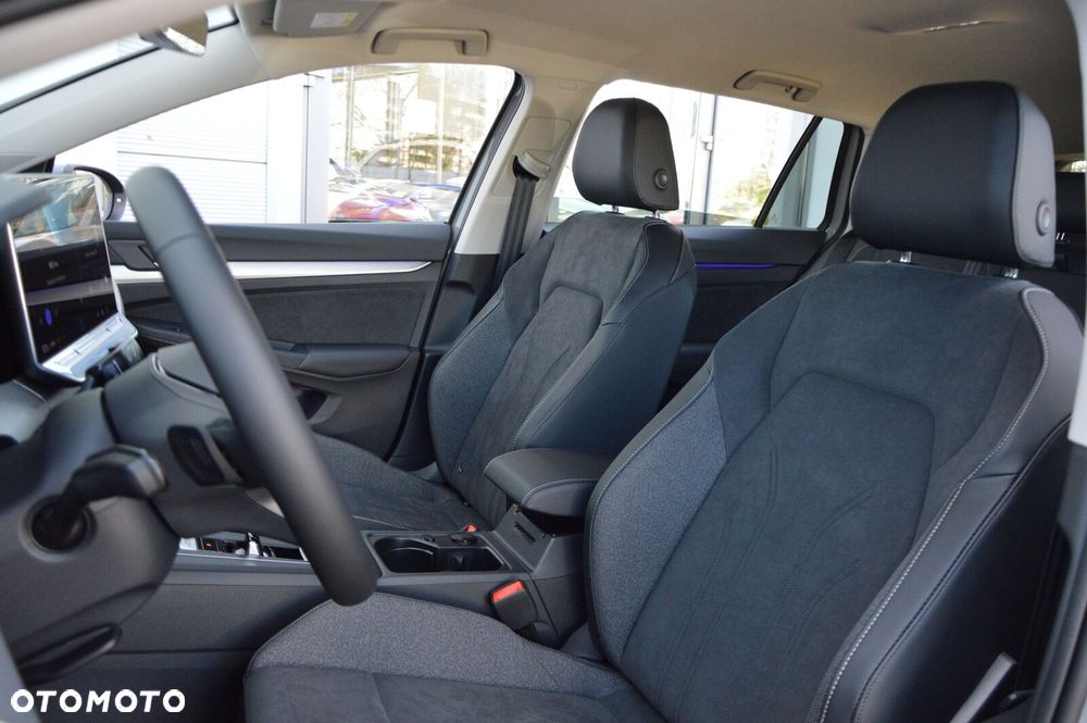 Volkswagen Golf Variant 1.5 eTSI mHEV Life Plus DSG - 5