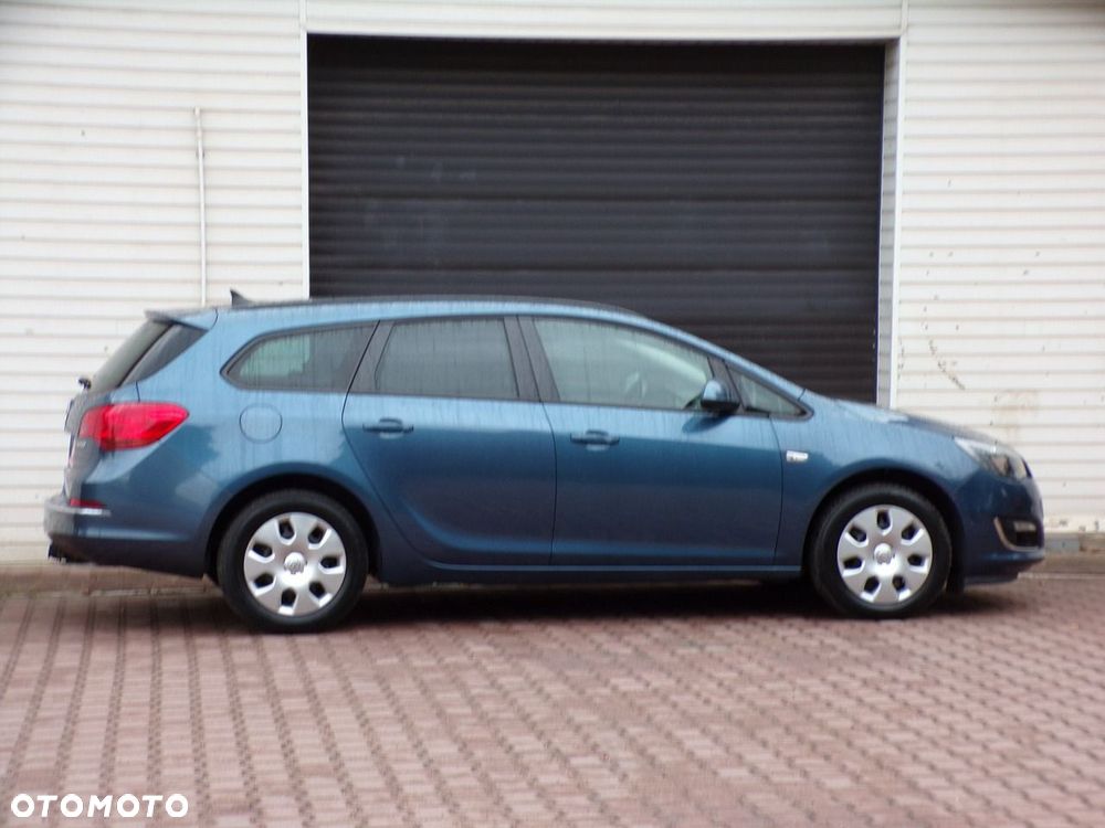 Opel Astra 1.4 T Cosmo - 12