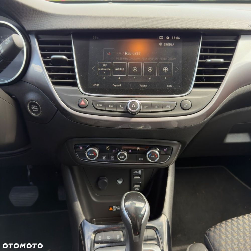Opel Crossland X - 29