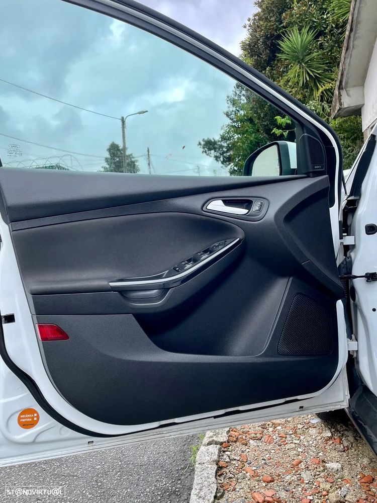 Ford Focus 1.5 TDCi Titanium - 15