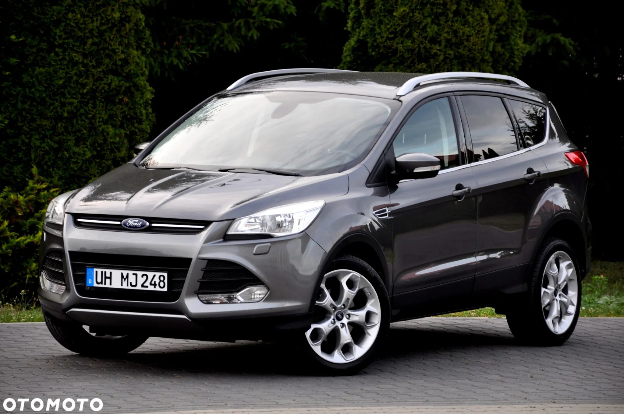 Ford Kuga 1.6 EcoBoost 2x4 Titanium - 1