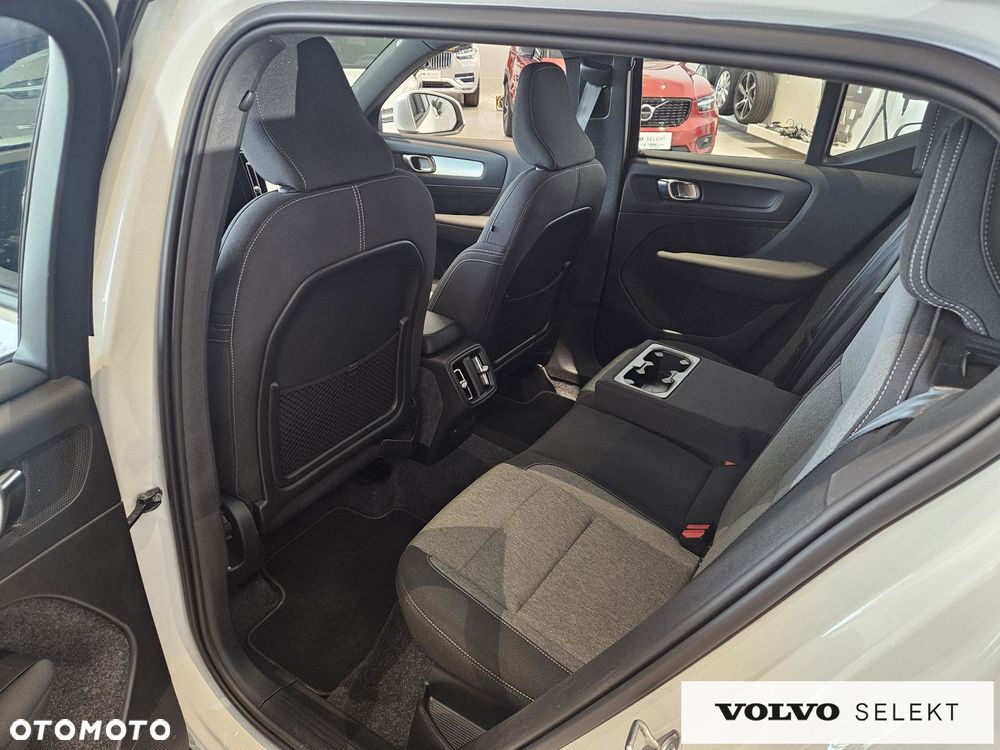 Volvo XC 40 - 12