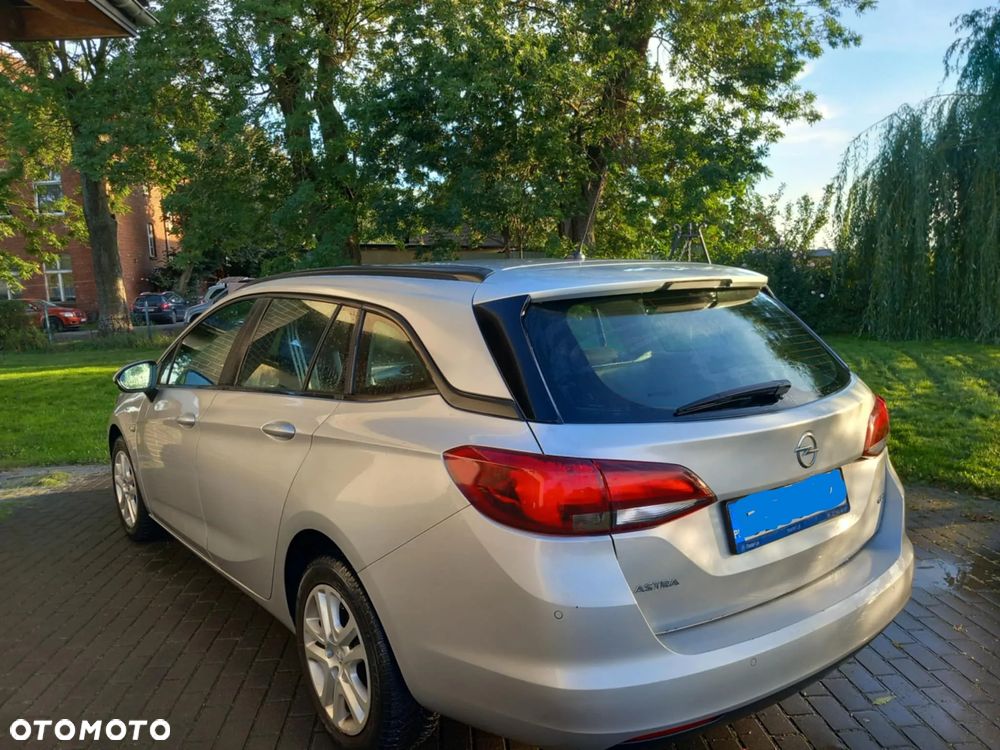 Opel Astra V Sports Tourer 15-19 - 1