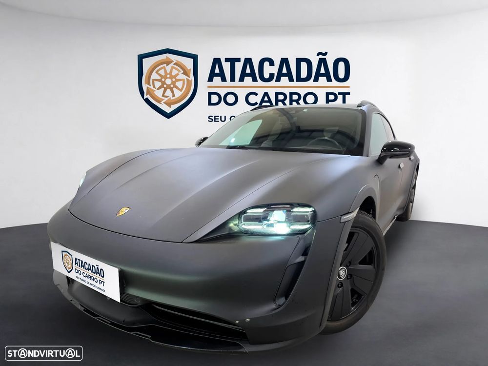 Porsche Taycan Cross Turismo - 2