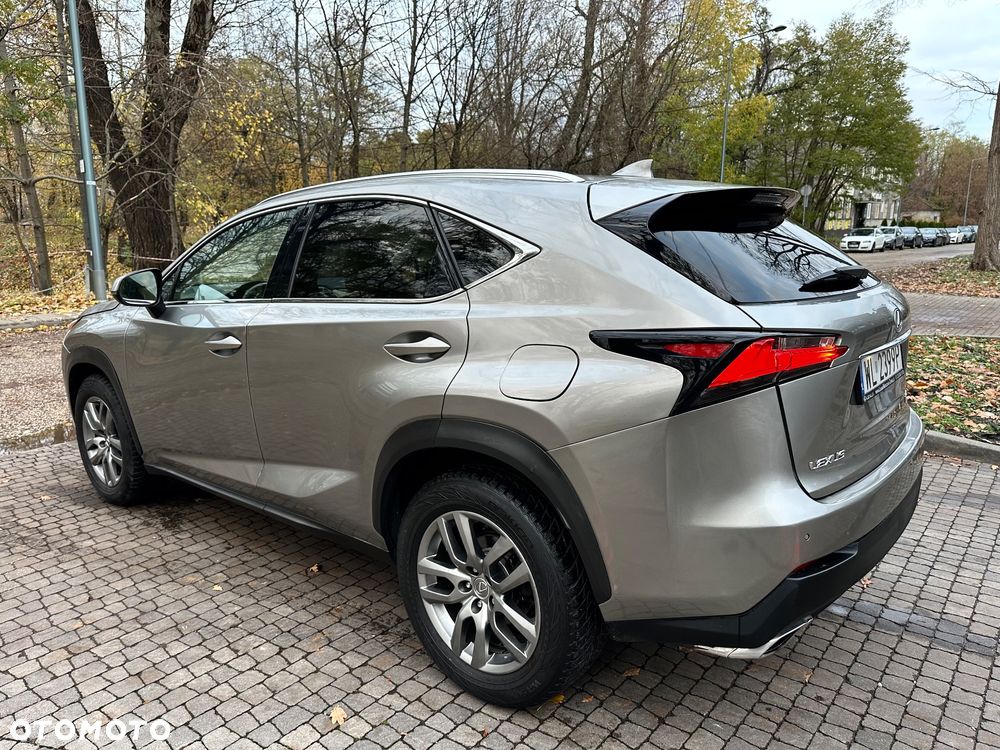 Lexus NX 200t Prestige AWD - 9