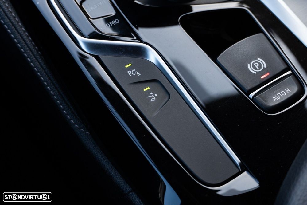 BMW 630 Gran Turismo d Pack M - 32