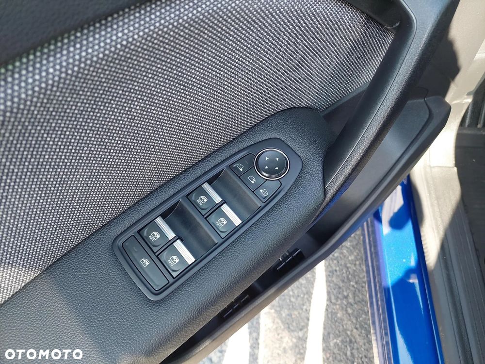 Renault Captur 1.0 TCe Techno - 10