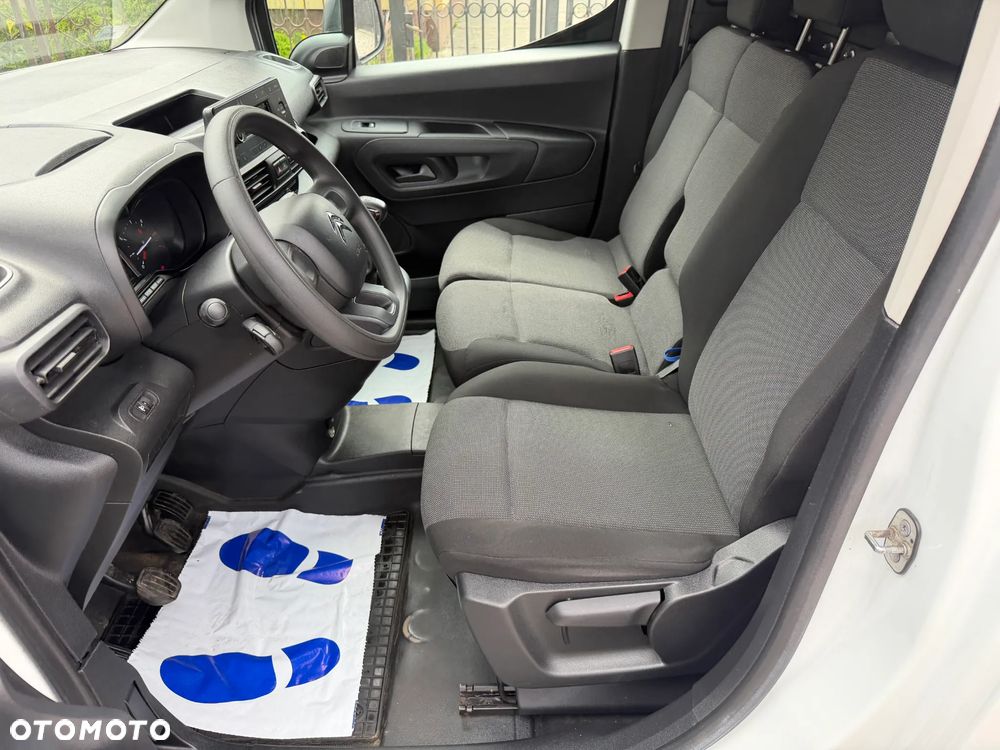 Citroën BERLINGO - 8