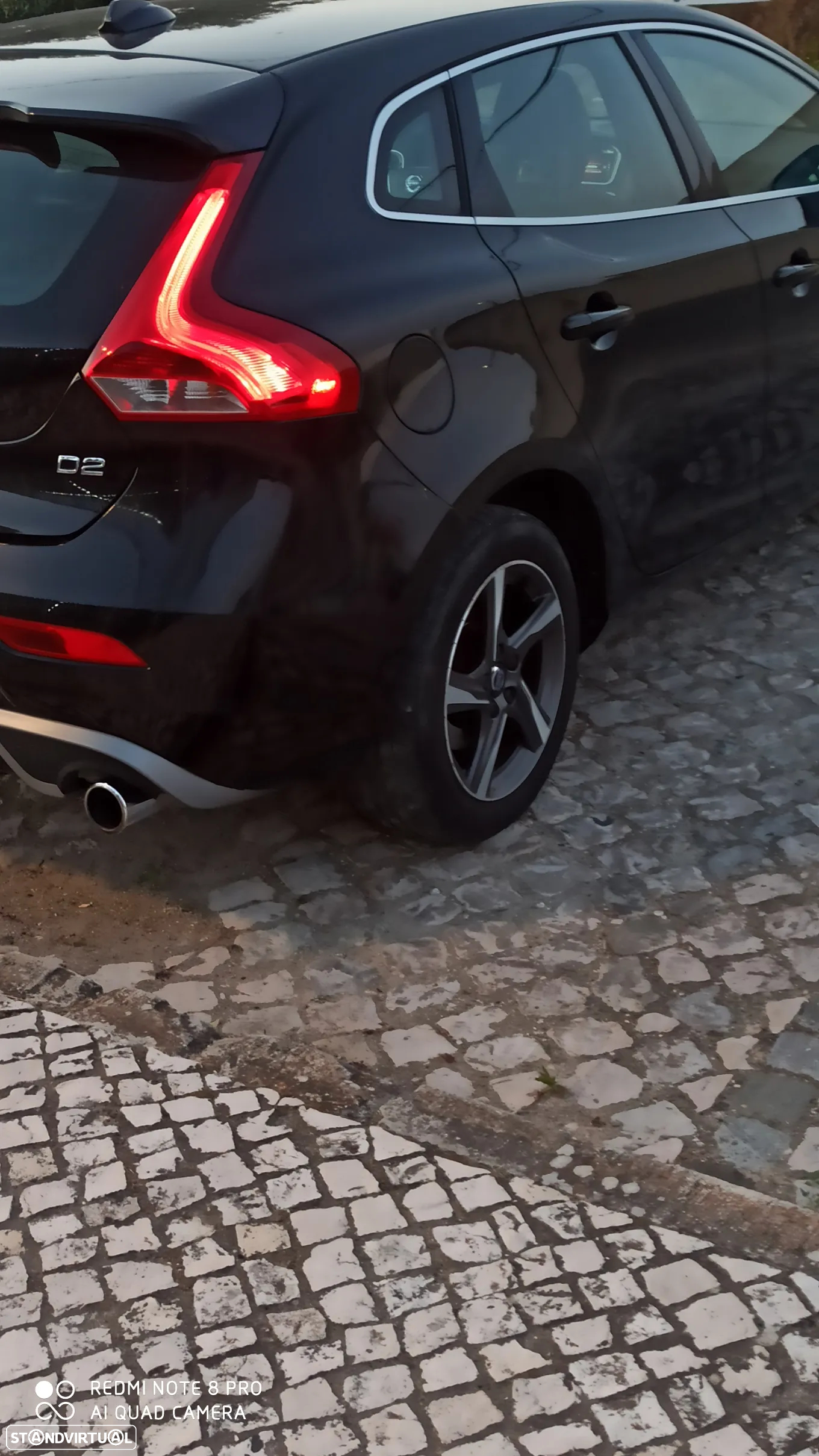 Volvo V40 2.0 D2 R-Design - 4