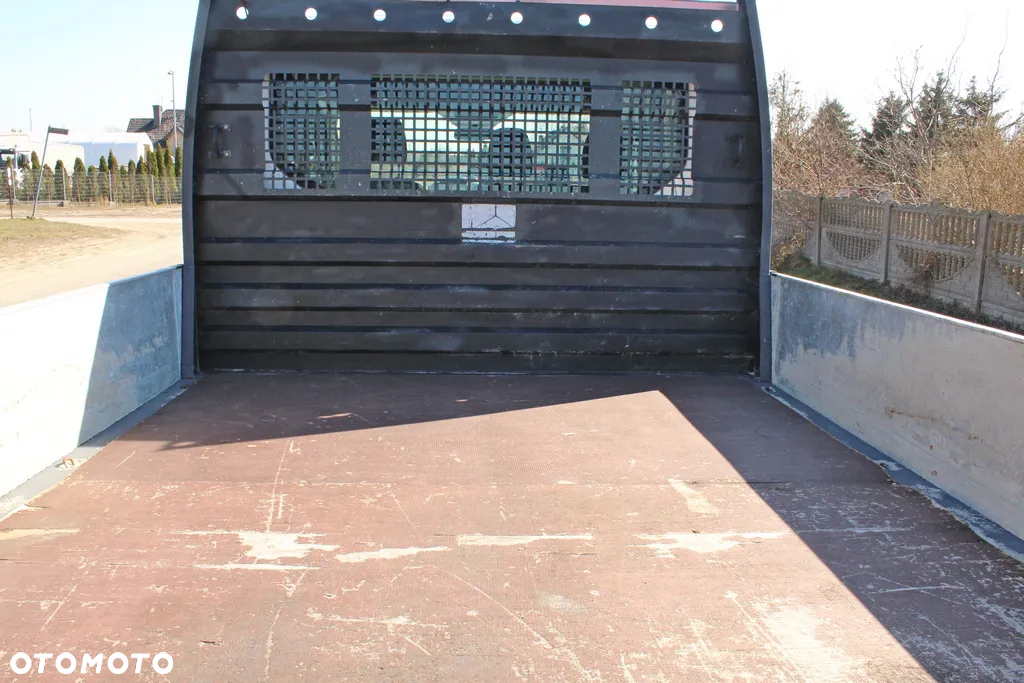 Ford Transit - 19