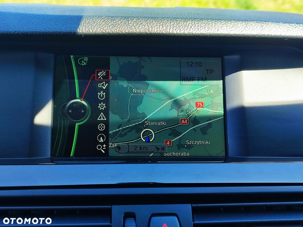 BMW Seria 5 520d - 27