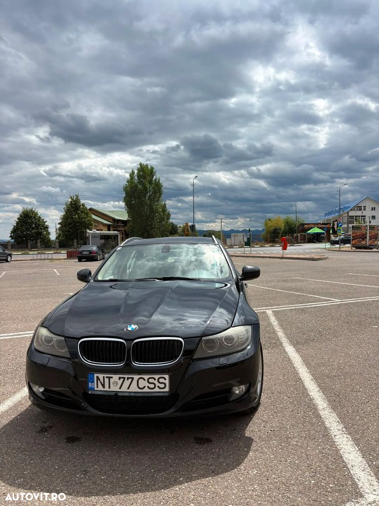 BMW Seria 3 320d xDrive DPF - 1