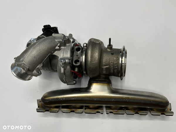 Mercedes AMG 3,0Benz turbina BorgWarner A2560905800 nowa