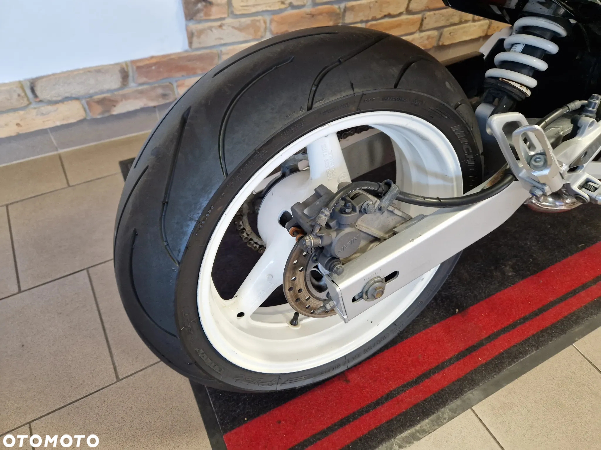 Honda Hornet - 13