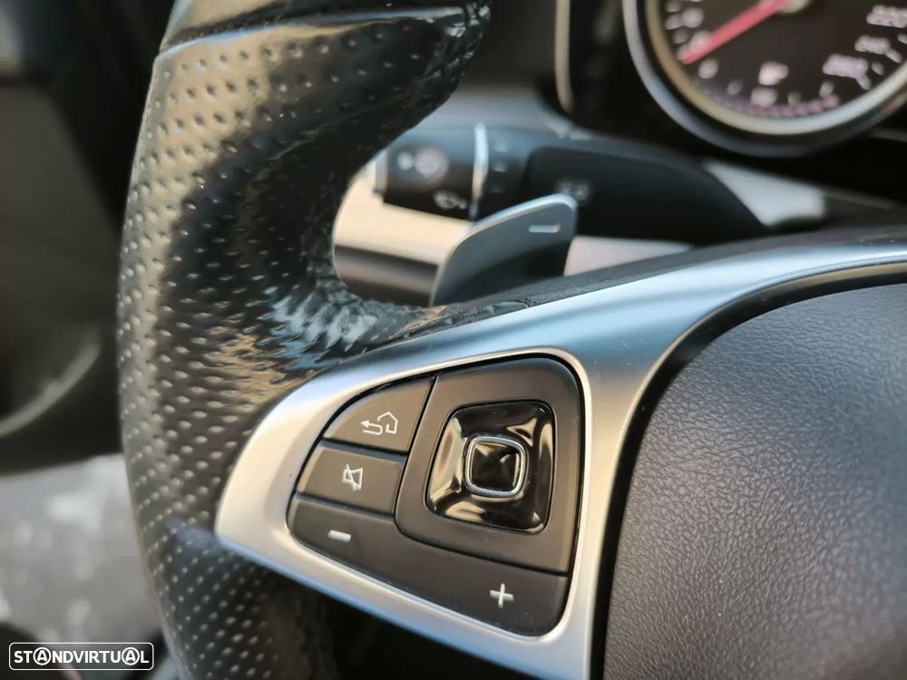 Mercedes-Benz E 220 d AMG Line - 39