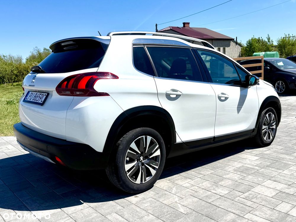 Peugeot 2008 PureTech 110 GPF Stop&Start EAT6 Allure - 25