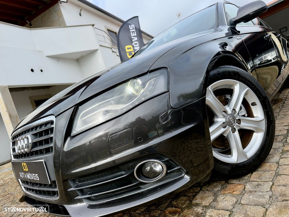 Audi A4 Avant 2.0 TDi S-line - 1