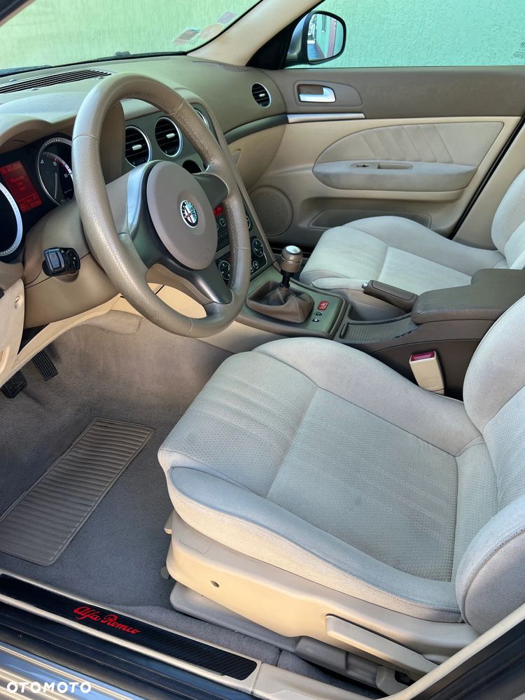 Alfa Romeo 159 - 10