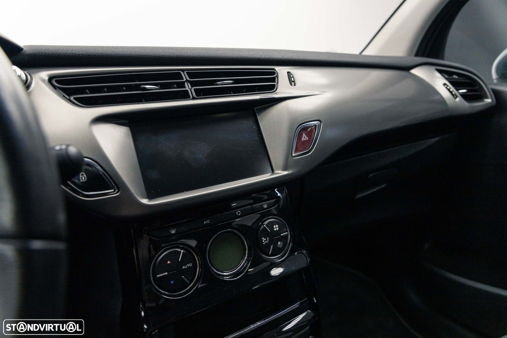 Citroën C3 1.2 PureTech Feel - 29