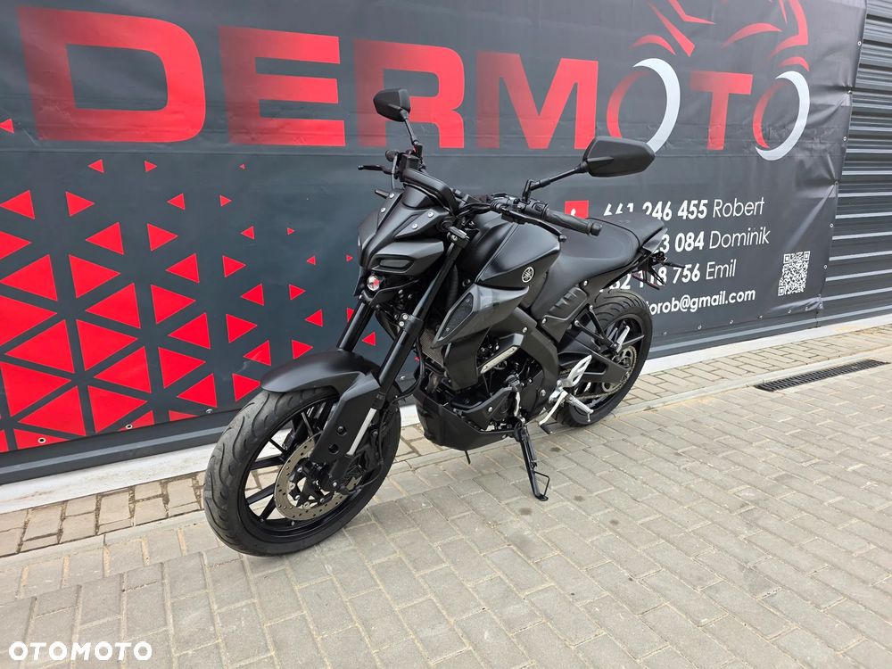 Yamaha MT - 4