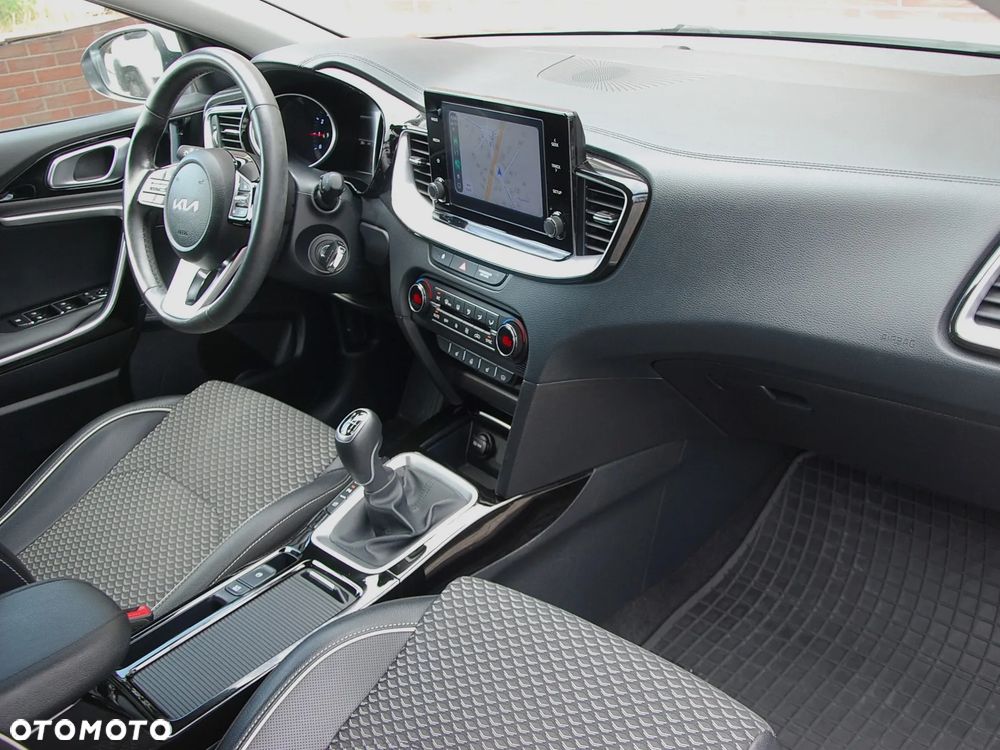 Kia Ceed 1.5 T-GDI L - 9