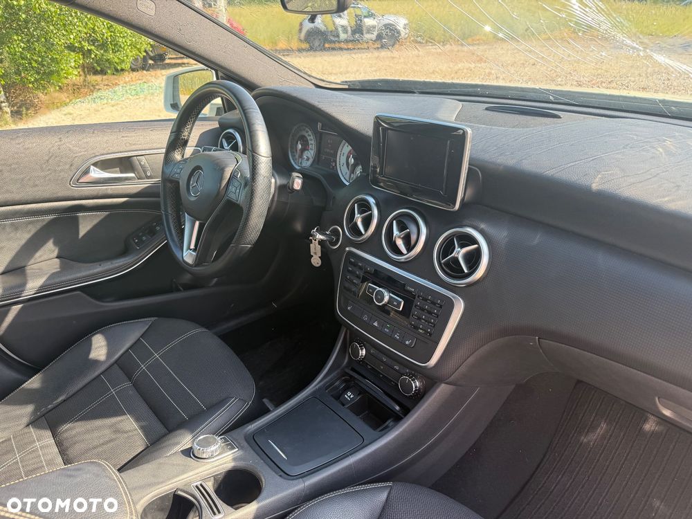 Mercedes-Benz Klasa A 180 (BlueEFFICIENCY) 7G-DCT - 11