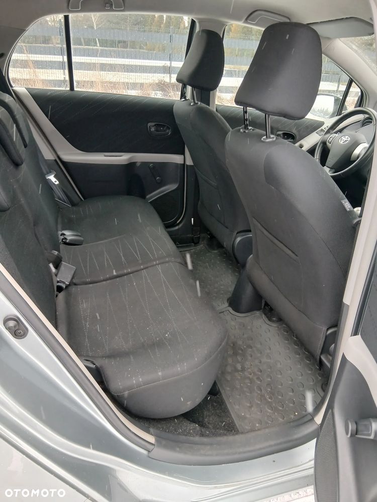 Toyota Yaris 1.0 VVT-i Style - 17