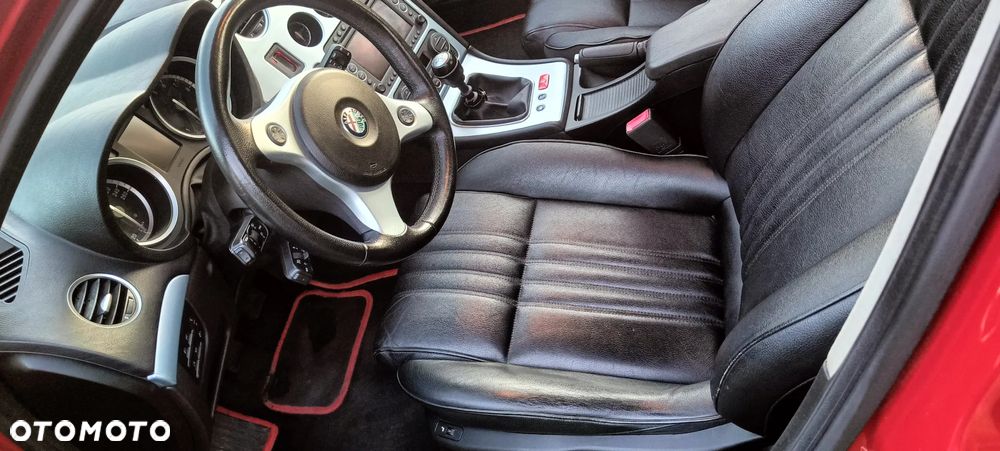 Alfa Romeo 159 - 8