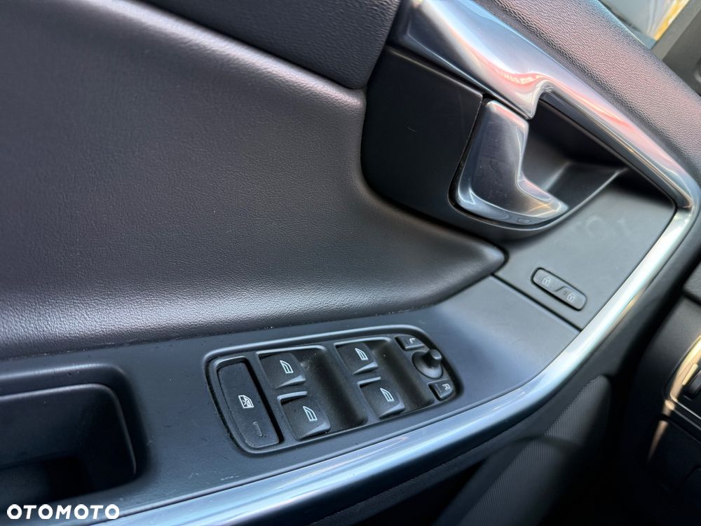 Volvo V60 D4 Drive-E Ocean Race - 6