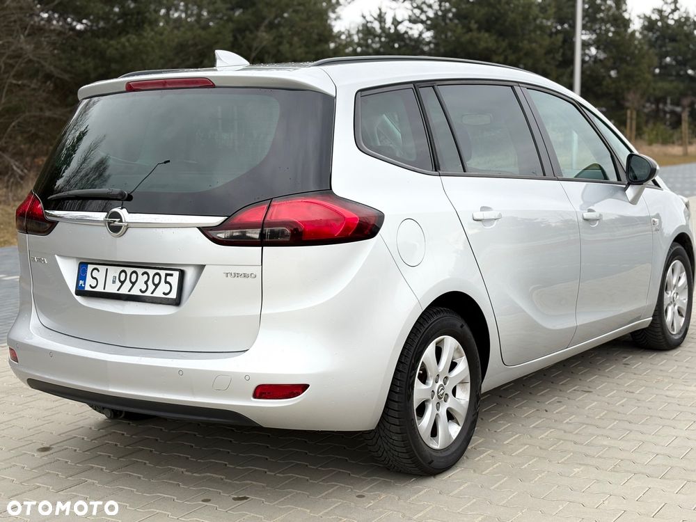 Opel Zafira - 16