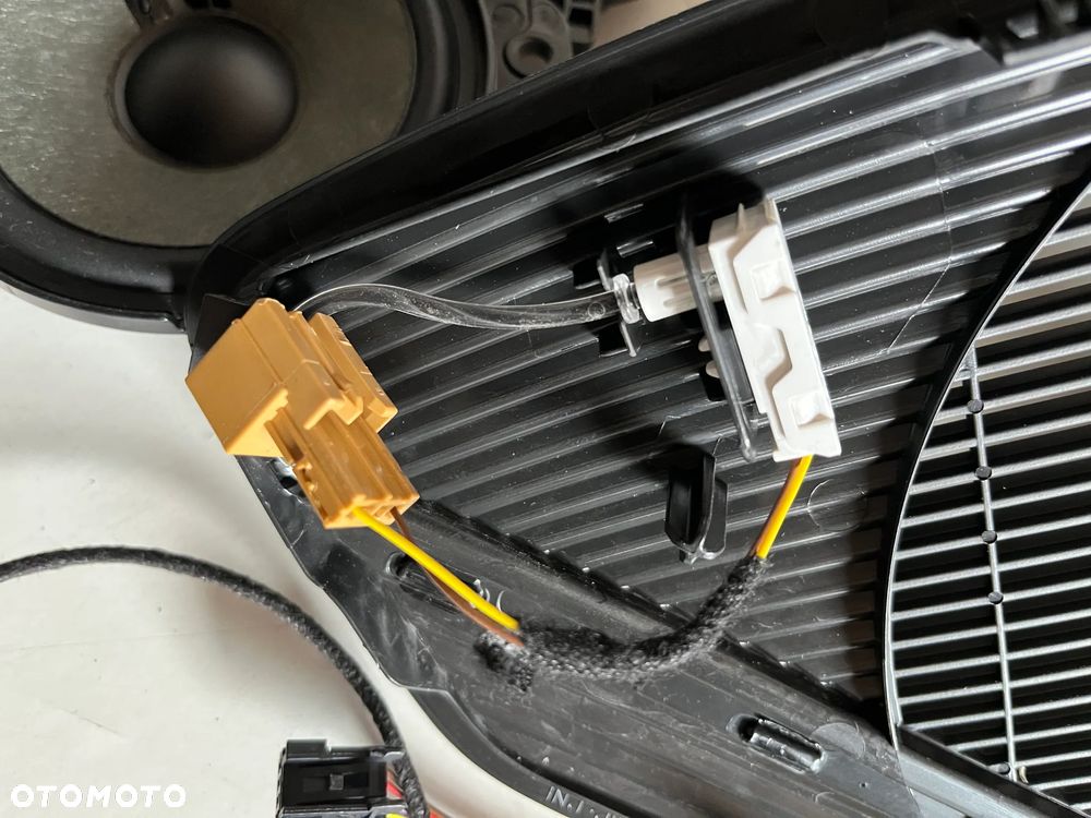 AUDI A4 B9 SEDAN GŁOŚNIKI BANG & OLUFSEN KOMPLET BANG OLUFSEN MASKOWNICE 8W5035297A 8W5035412A - 3